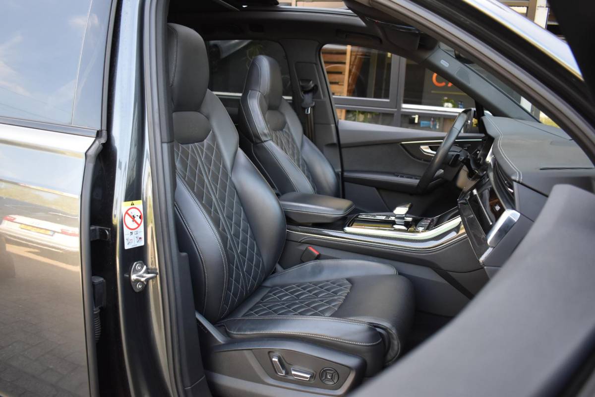 Audi Q7 Audi Q7 4.0 TFSI SQ7 quattro Pano HUD Lane B&O 360Camera Trekhaak