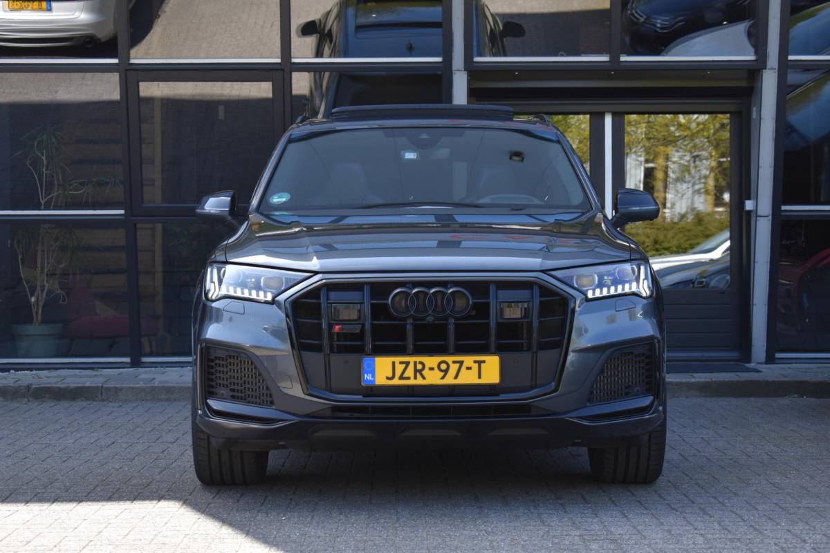 Audi Q7 Audi Q7 4.0 TFSI SQ7 quattro Pano HUD Lane B&O 360Camera Trekhaak