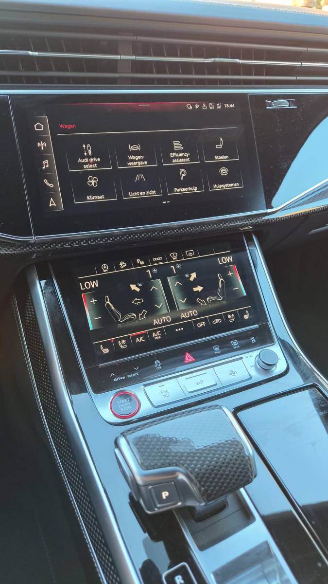 Audi Q7 Audi Q7 4.0 TFSI SQ7 quattro Pano HUD Lane B&O 360Camera Trekhaak