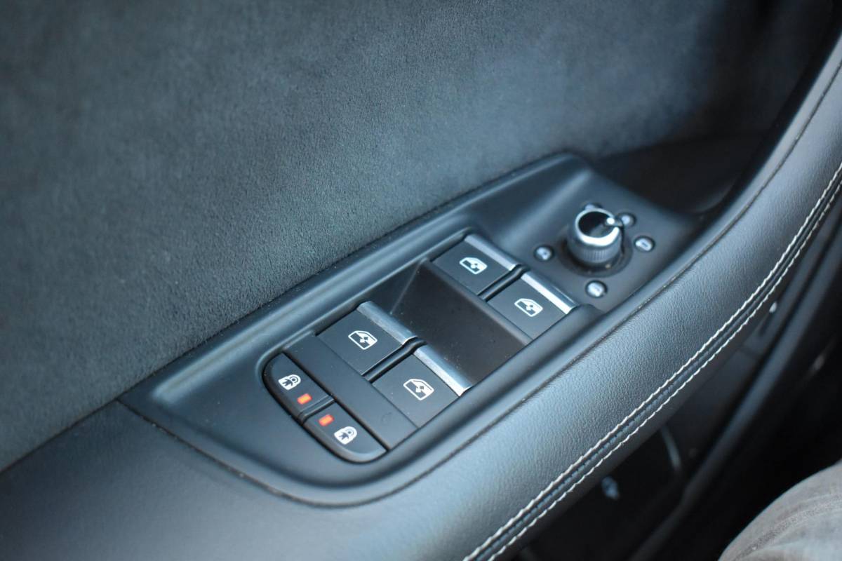 Audi Q7 Audi Q7 4.0 TFSI SQ7 quattro Pano HUD Lane B&O 360Camera Trekhaak