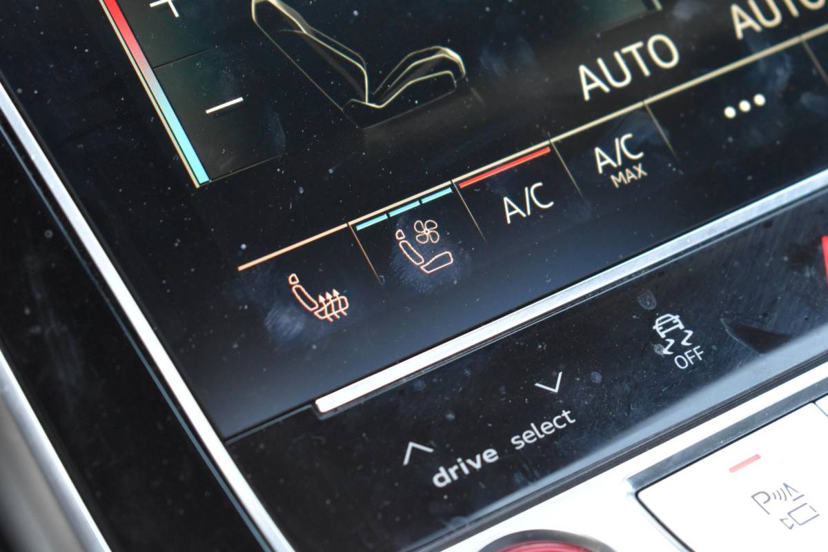 Audi Q7 Audi Q7 4.0 TFSI SQ7 quattro Pano HUD Lane B&O 360Camera Trekhaak