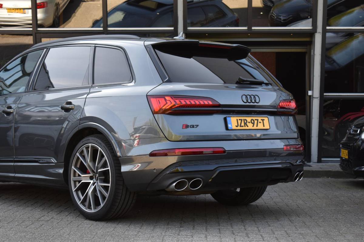 Audi Q7 Audi Q7 4.0 TFSI SQ7 quattro Pano HUD Lane B&O 360Camera Trekhaak