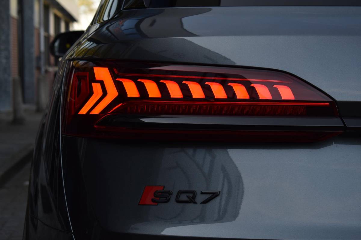 Audi Q7 Audi Q7 4.0 TFSI SQ7 quattro Pano HUD Lane B&O 360Camera Trekhaak