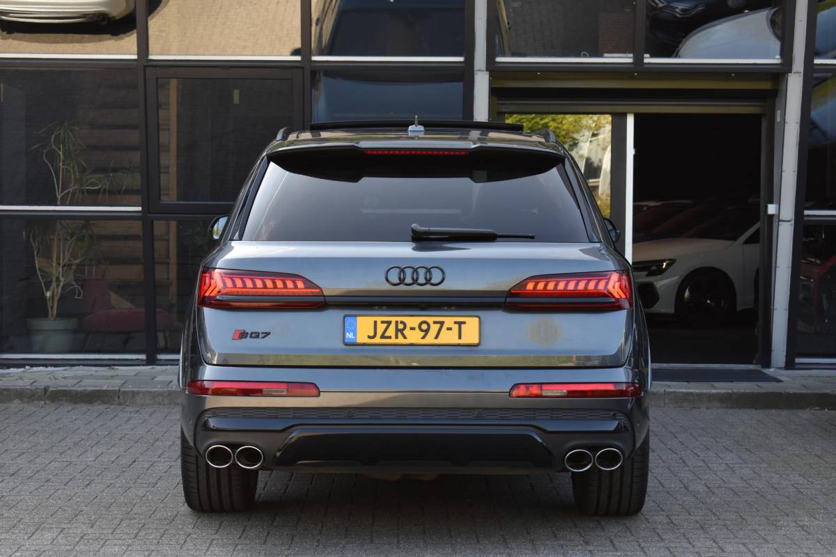 Audi Q7 Audi Q7 4.0 TFSI SQ7 quattro Pano HUD Lane B&O 360Camera Trekhaak