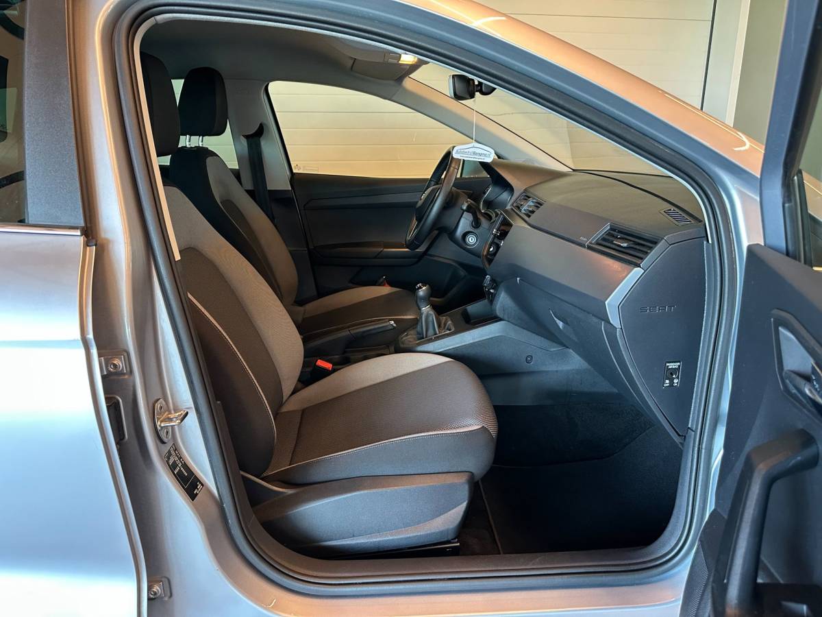SEAT Ibiza Seat Ibiza 1.0 TSI 5-DEURS STYLE BUSINESS INTENSE-uitv|CLIMA AIRCO|NAVIGATIE|ADAPTIVE CRUISE CONTROL|APPLE CARPLAY+ANDROID|LM-VELG
