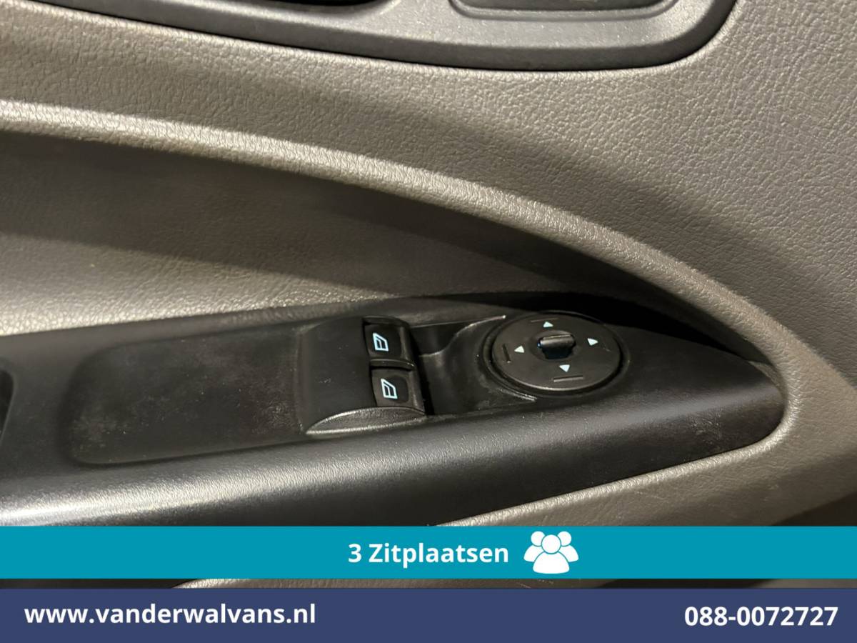 Ford Transit Connect Ford Transit Connect 1.5 EcoBlue 120pk L2H1 Euro6 Airco | 3-Zits | Camera | Navigatie | Apple Carplay Stoelverwarming, Verwarmde voorruit, Parkeersensoren, Bijrijdersbank
