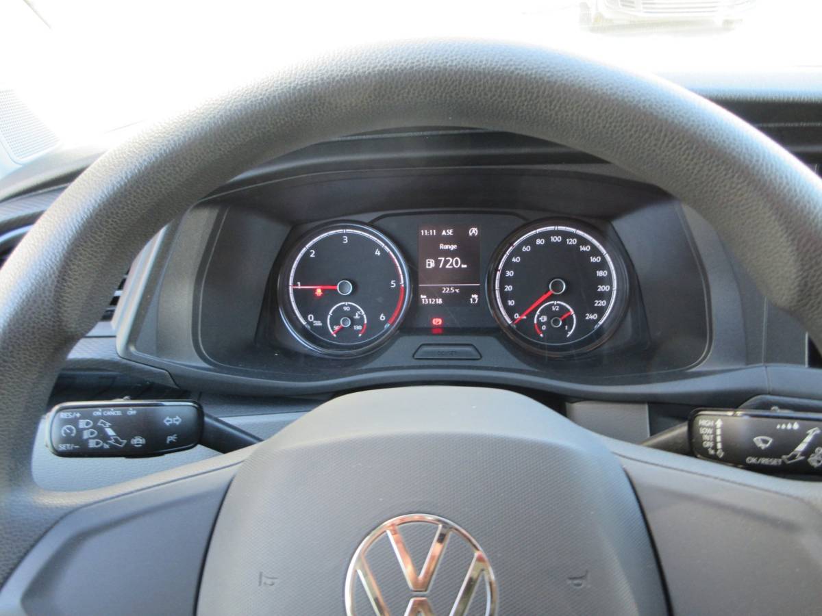 Volkswagen Transporter Volkswagen Transporter 2.0 TDI L2H1 airco navigatie trekhaak