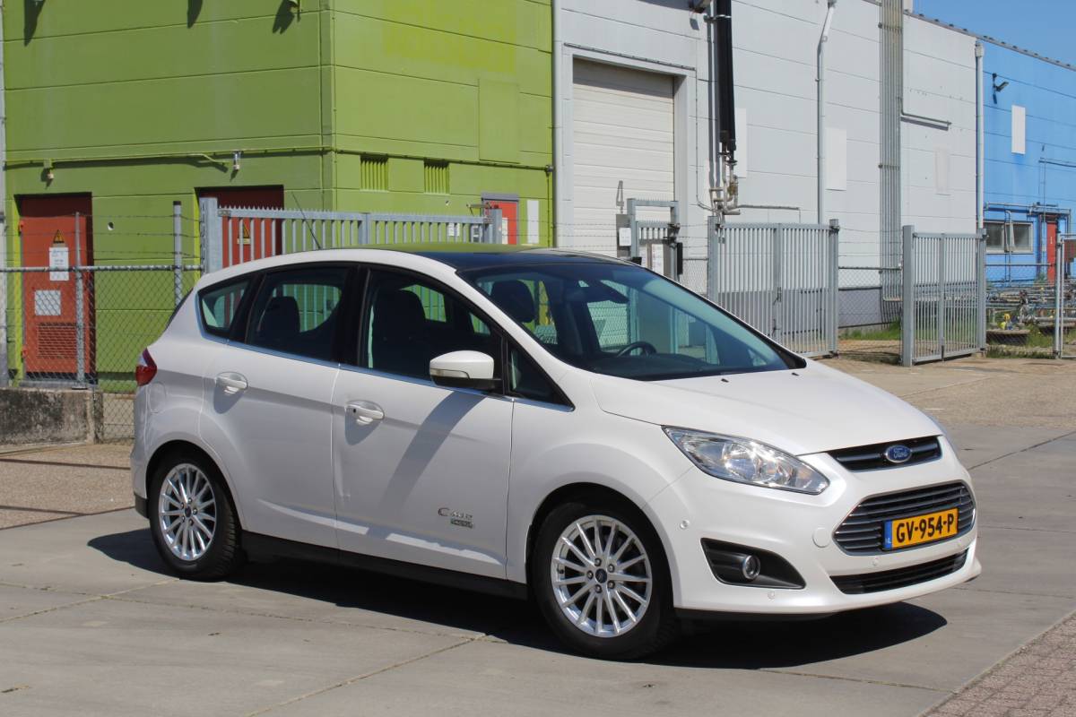 Ford C-MAX Ford C-Max 2.0 Plug-in Hybrid Titanium Plus NAP..AUTOMAAT PANO CAMERA KEYLESS LEDER PARKEERHULP