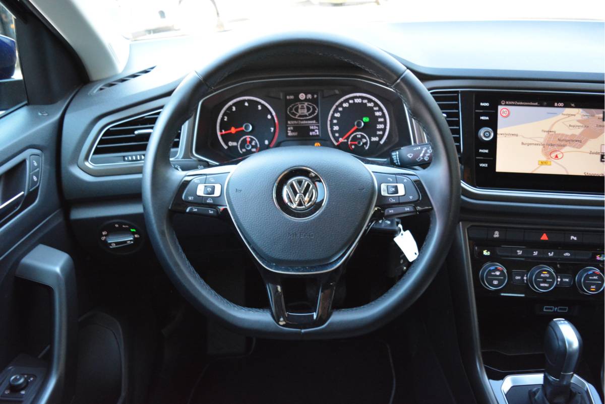 Volkswagen T-Roc Volkswagen T-Roc 1.5 TSI Style Plus | Adaptive | Afn. Trekhaak | Clima | Led | Orig. NL |