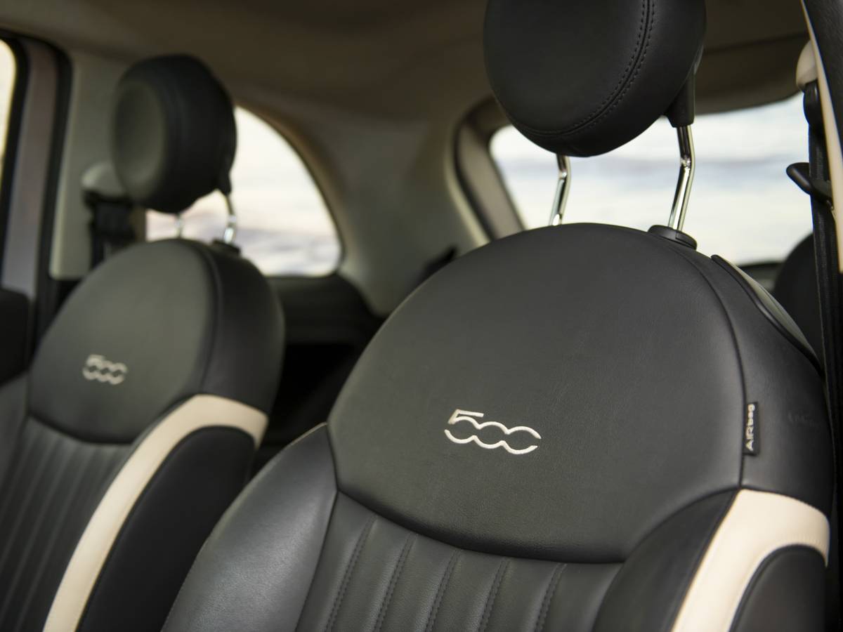Fiat 500 Fiat 500 1.2 Star, Powder Pink, Pano, leder, Nwe distr.riem, incl garantie.