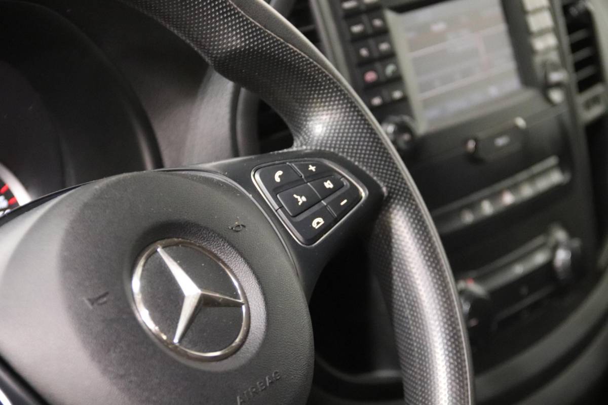 Mercedes-Benz Vito Mercedes-Benz Vito CDI LANG NAVI TREKHAAK Mercedes-Benz Vito CDI Lang NAVIGATIE TREKHAAK