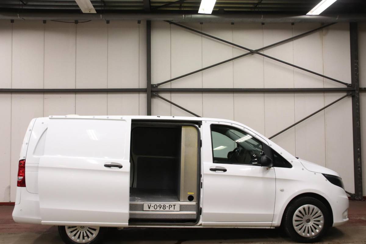 Mercedes-Benz Vito Mercedes-Benz Vito 116 CDI Lang AUTOMAAT Airco dubbele schuifdeur Mercedes-Benz Vito 116 CDI Lang airco dubbele schuifdeur
