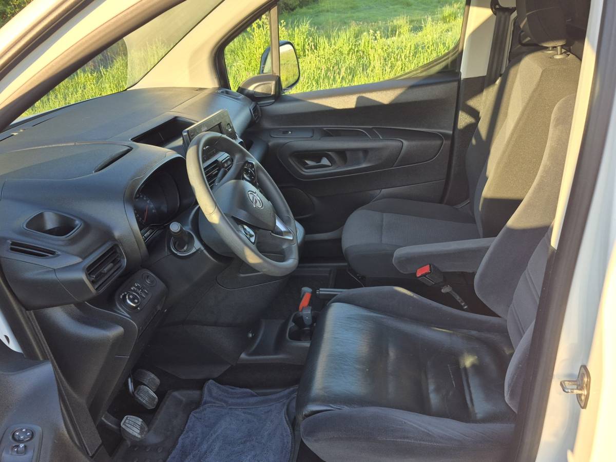 Opel Combo Opel Combo 1.5D L2H1 inrichting,102 PK,2x schuifdeur