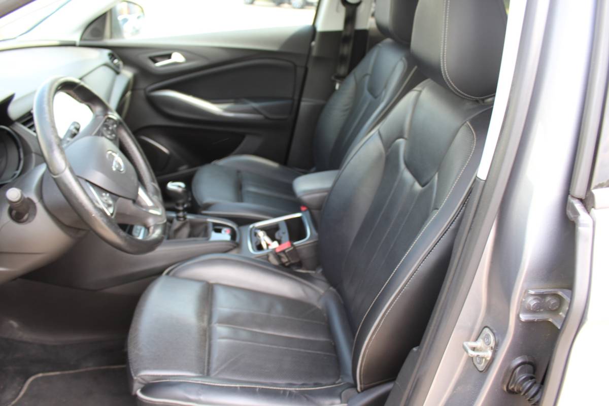 Opel Grandland X Opel Grandland X 1.2 Turbo Innovation NAP CAMERA VOL OPTIES TREKHAAK