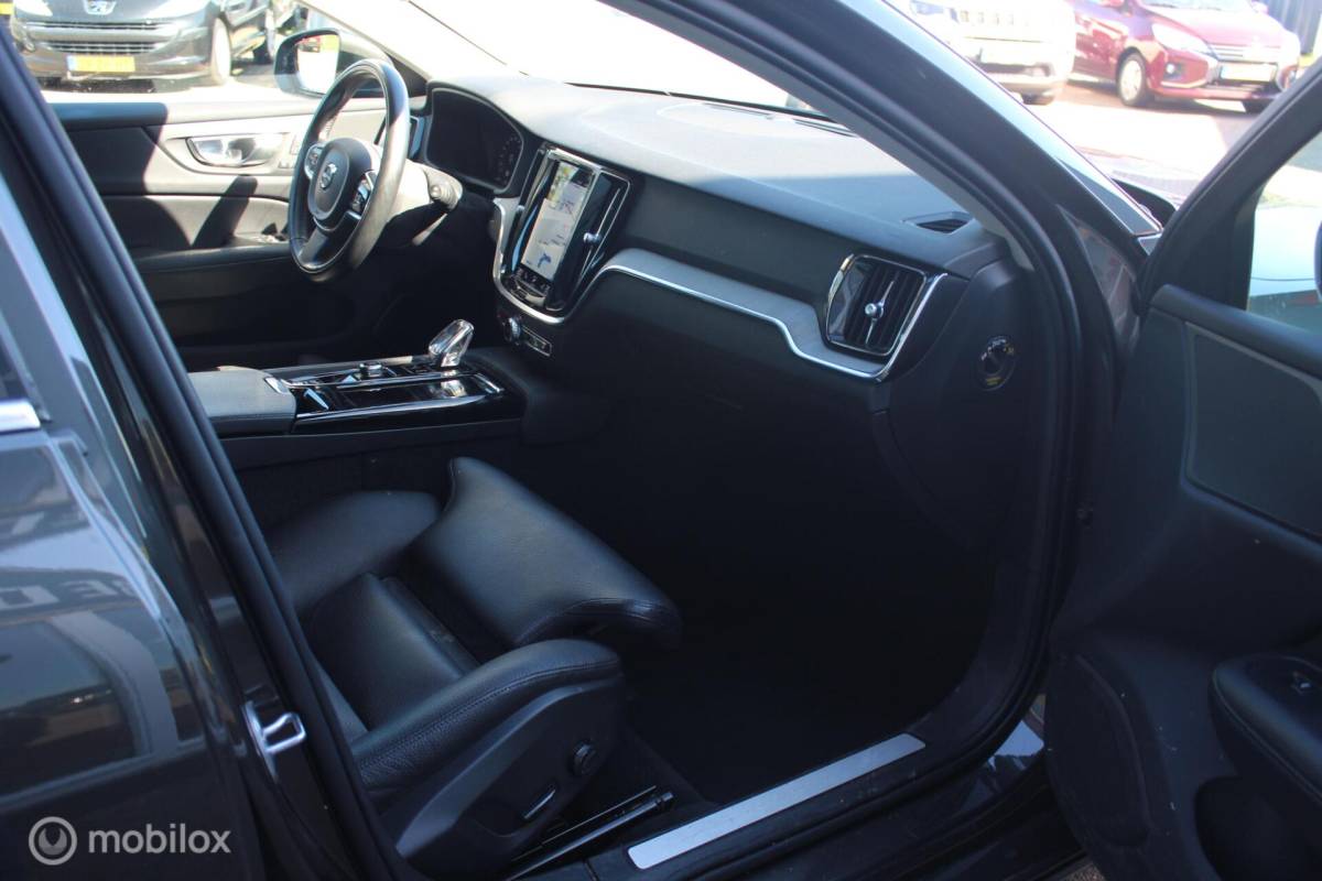 Volvo V60 Volvo V60 2.0 T6 Recharge AWD Inscription Leder Trekhaak NAP