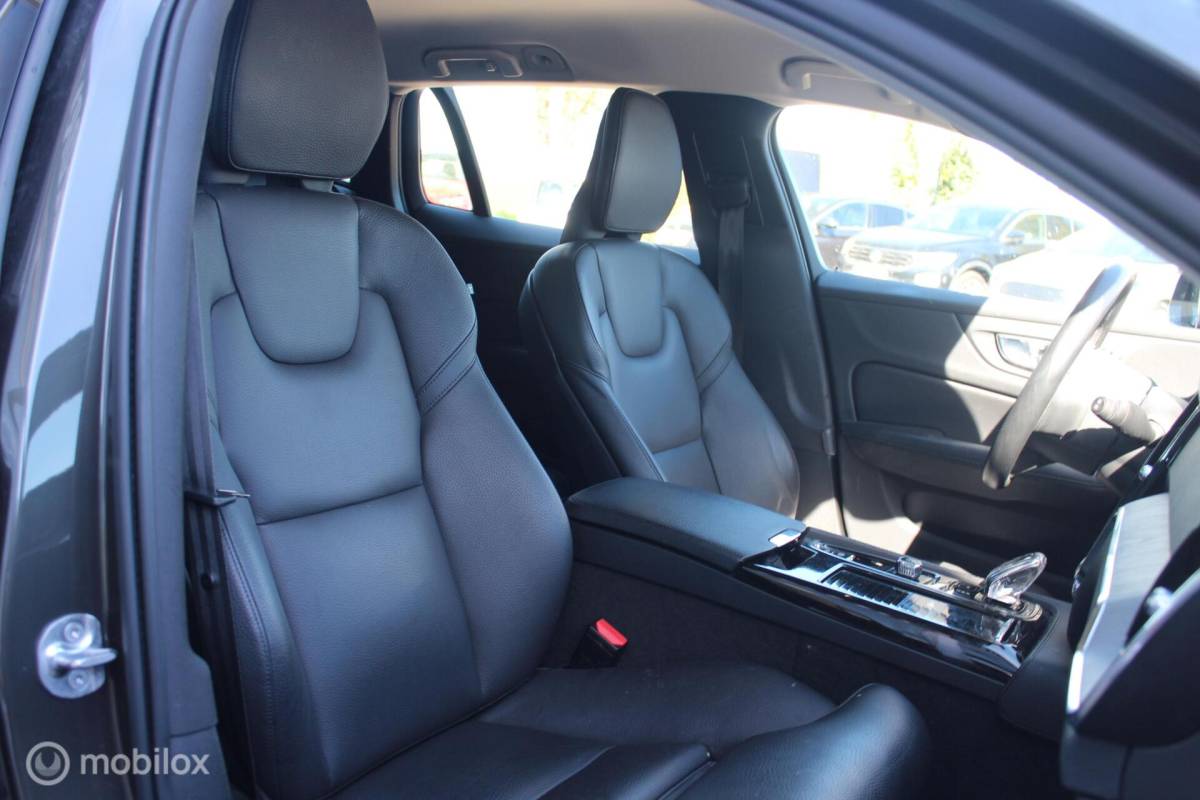 Volvo V60 Volvo V60 2.0 T6 Recharge AWD Inscription Leder Trekhaak NAP