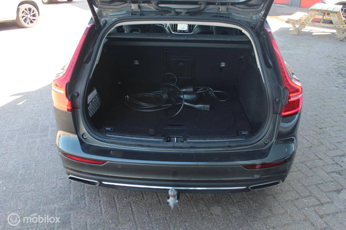 Volvo V60 Volvo V60 2.0 T6 Recharge AWD Inscription Leder Trekhaak NAP