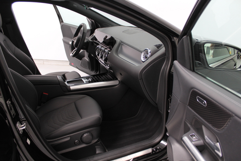 Mercedes-Benz B-Klasse Mercedes-Benz B-klasse 250 e Star Edition Luxury Line 164PK, AUTOMAAT | HYBRIDE | DEELS LEER | SFEERVERLICHTING | ELEC-ACHTERKLEP | CARPLAY