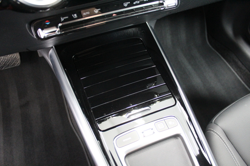 Mercedes-Benz B-Klasse Mercedes-Benz B-klasse 250 e Star Edition Luxury Line 164PK, AUTOMAAT | HYBRIDE | DEELS LEER | SFEERVERLICHTING | ELEC-ACHTERKLEP | CARPLAY