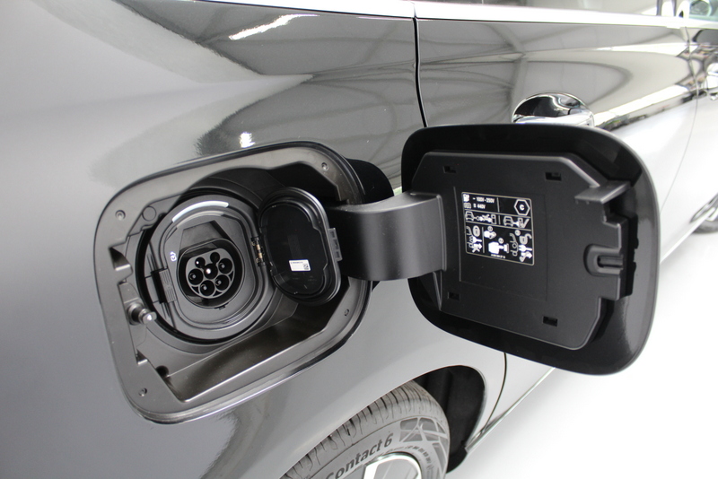 Mercedes-Benz B-Klasse Mercedes-Benz B-klasse 250 e Star Edition Luxury Line 164PK, AUTOMAAT | HYBRIDE | DEELS LEER | SFEERVERLICHTING | ELEC-ACHTERKLEP | CARPLAY