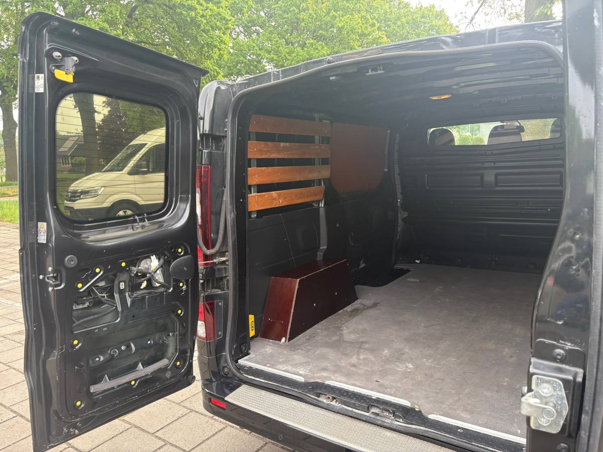 Opel Vivaro Opel Vivaro 1.6 CDTI L1H1 Sport EcoFlex|145pk|EURO6|NAP|airco|cruise|achteruitrijcamera|navi|trekhaak|dubbele schuifdeur