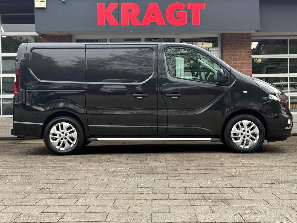 Opel Vivaro Opel Vivaro 1.6 CDTI L1H1 Sport EcoFlex|145pk|EURO6|NAP|airco|cruise|achteruitrijcamera|navi|trekhaak|dubbele schuifdeur