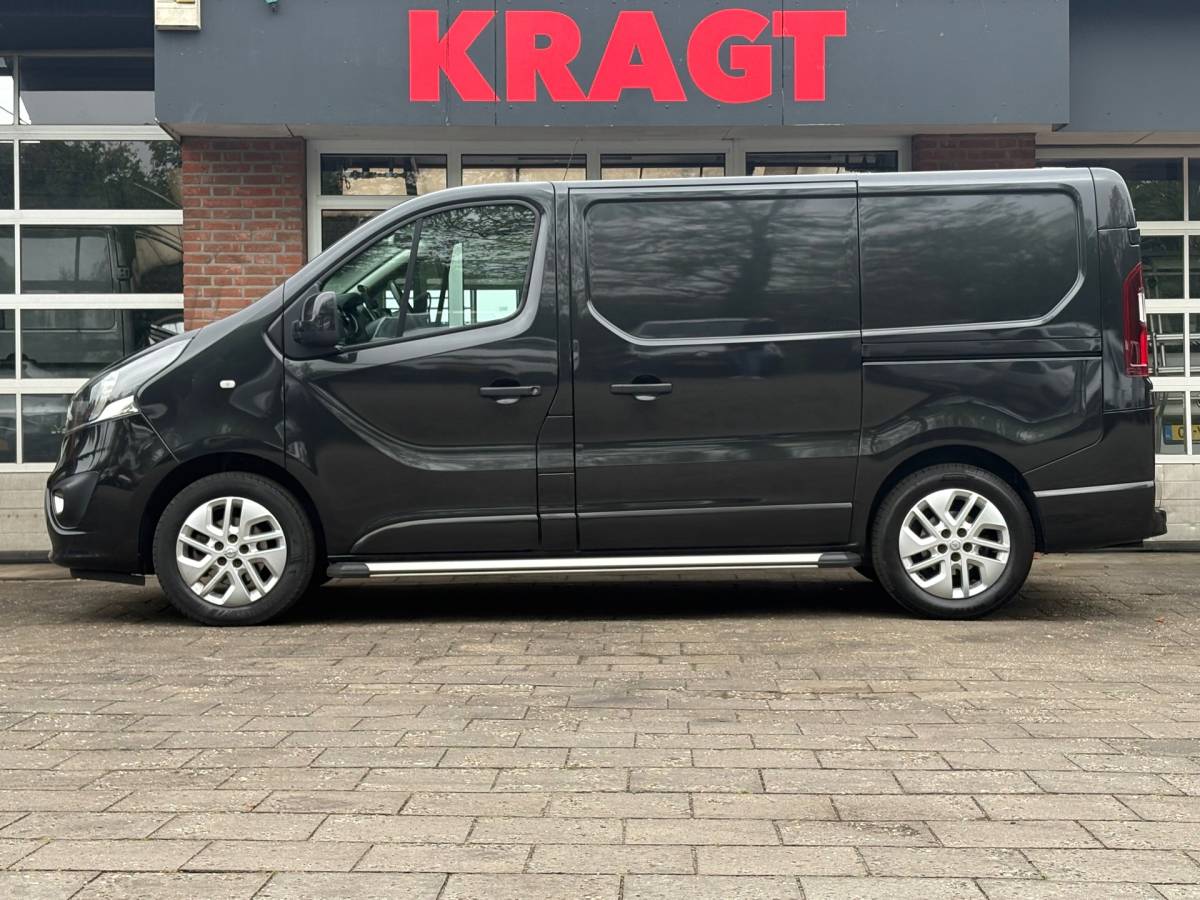 Opel Vivaro Opel Vivaro 1.6 CDTI L1H1 Sport EcoFlex|145pk|EURO6|NAP|airco|cruise|achteruitrijcamera|navi|trekhaak|dubbele schuifdeur