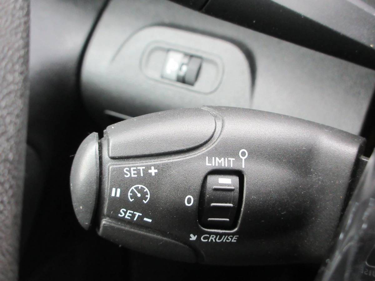 Peugeot Partner Peugeot Partner 1.6 BleuHDI, 99pk, Navigatie, Camera, PDC, Cruisecontrol.
