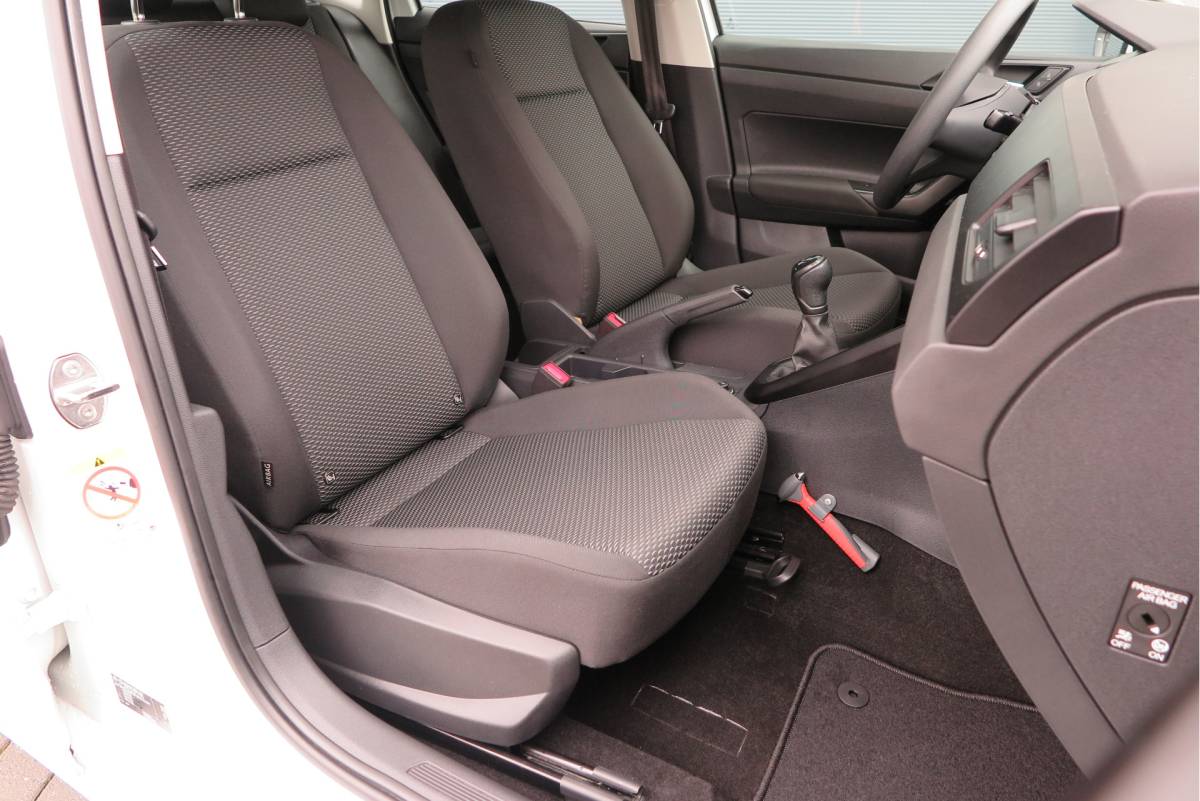 Volkswagen Polo Volkswagen Polo 1.0 TSI 95pk Airco , App connect, Navi via app, Smartphone integratie, DAB+ radio, Stuurwiel multifunctioneel, etc.