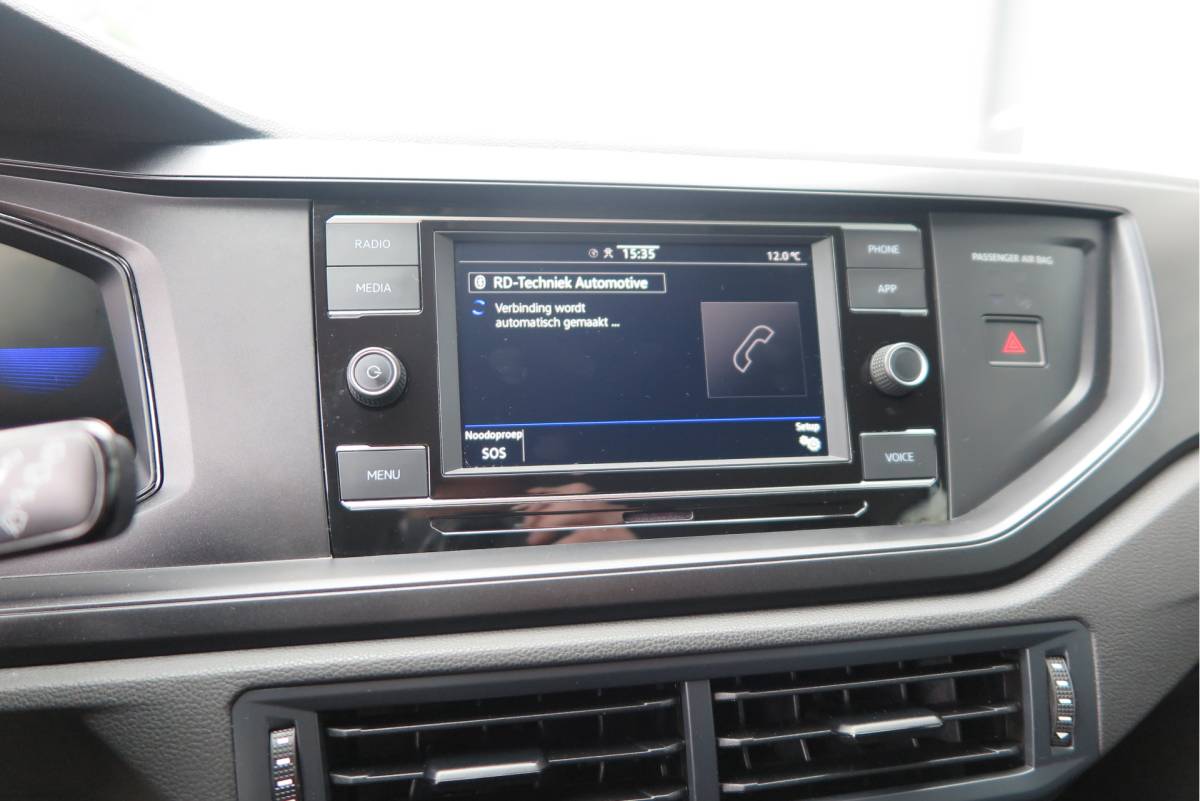 Volkswagen Polo Volkswagen Polo 1.0 TSI 95pk Airco , App connect, Navi via app, Smartphone integratie, DAB+ radio, Stuurwiel multifunctioneel, etc.