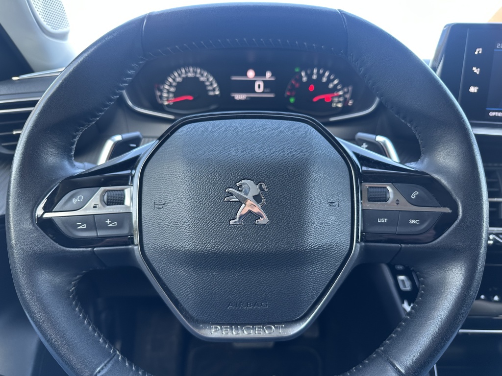 Peugeot 2008 Peugeot 2008 1.2 130 PK Allure | Nieuwe distributieriem |
