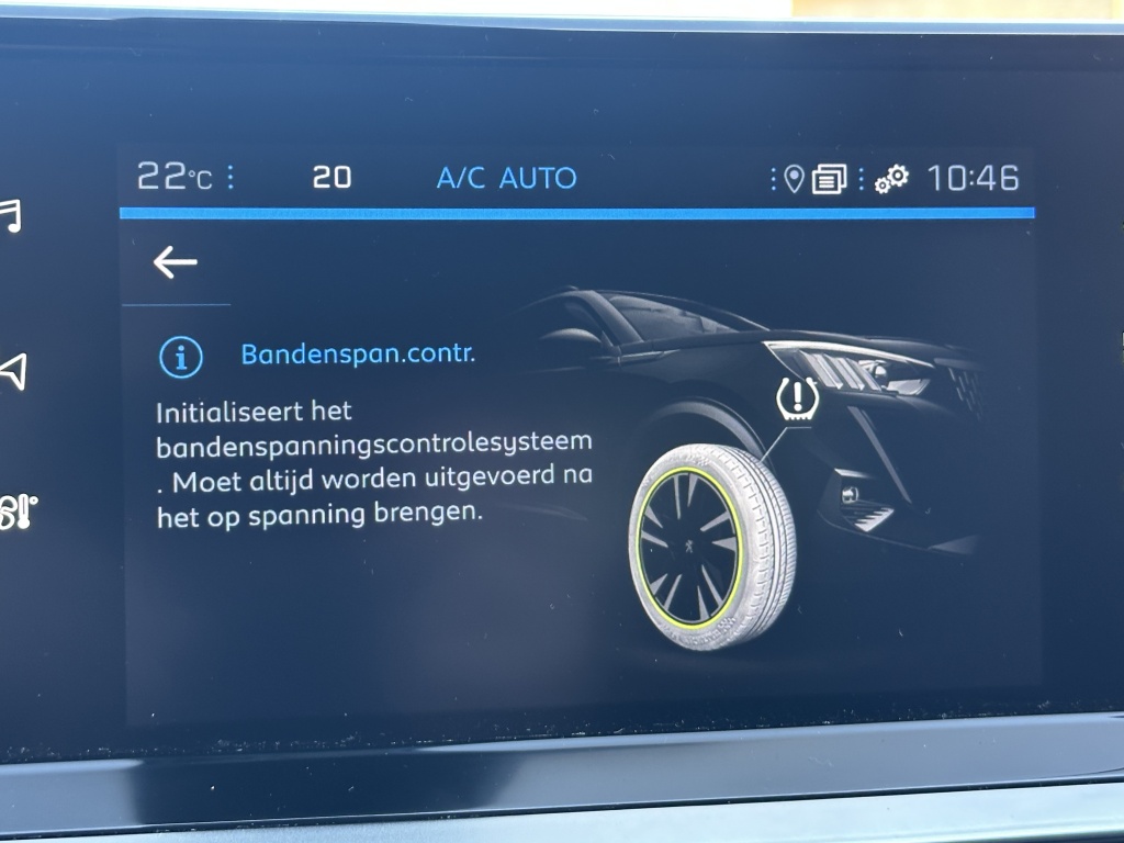 Peugeot 2008 Peugeot 2008 1.2 130 PK Allure | Nieuwe distributieriem |