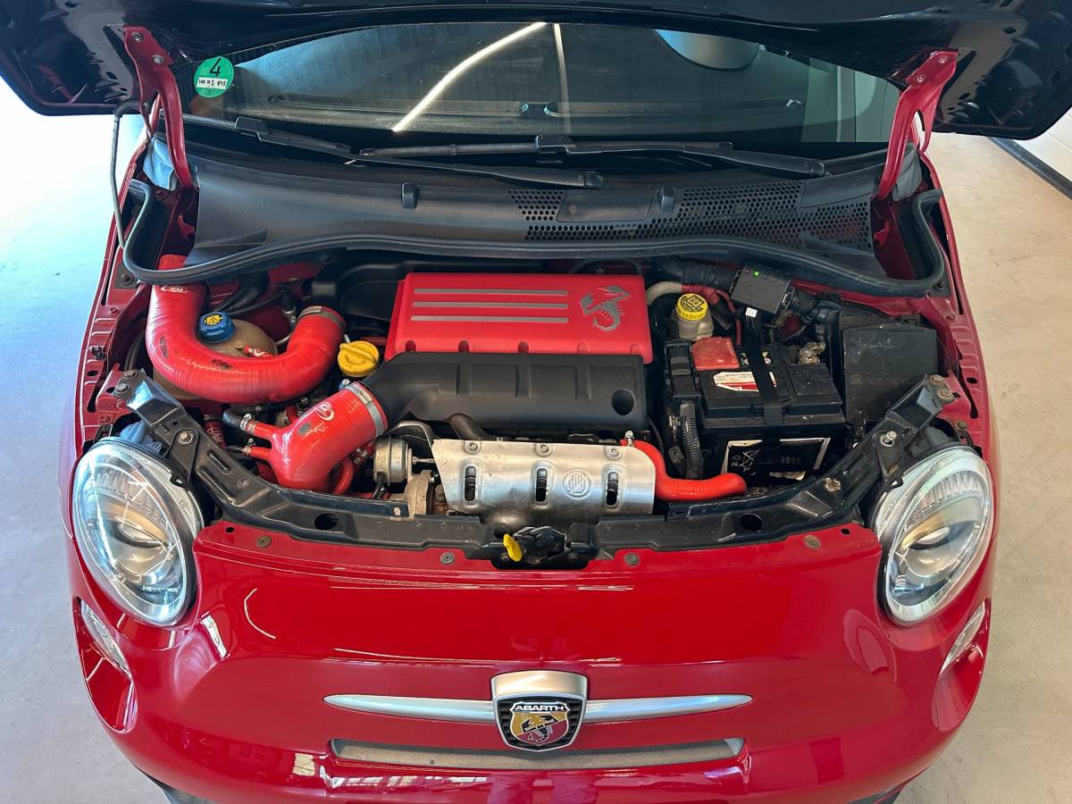 Fiat 500 Fiat 500 1.4 T-Jet ABARTH COMPETIZIONE AUTOMAAT 180pk!|CLIMA AIRCO|BLUETOOTH|ZWARTE LM-VELG|APK+OH-BEURT+nwe D-RIEM BIJ AFLEVERING