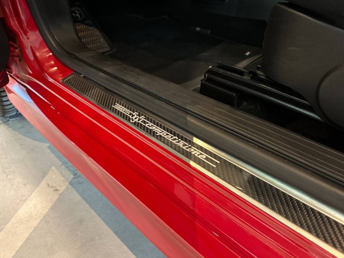 Fiat 500 Fiat 500 1.4 T-Jet ABARTH COMPETIZIONE AUTOMAAT 180pk!|CLIMA AIRCO|BLUETOOTH|ZWARTE LM-VELG|APK+OH-BEURT+nwe D-RIEM BIJ AFLEVERING