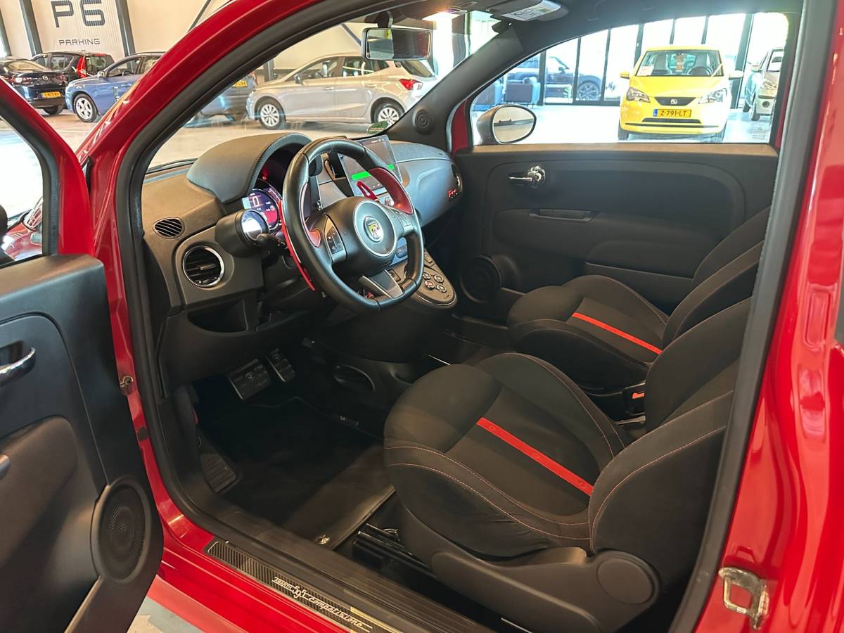 Fiat 500 Fiat 500 1.4 T-Jet ABARTH COMPETIZIONE AUTOMAAT 180pk!|CLIMA AIRCO|BLUETOOTH|ZWARTE LM-VELG|APK+OH-BEURT+nwe D-RIEM BIJ AFLEVERING