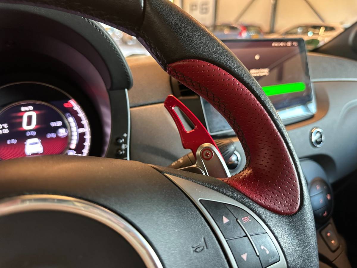 Fiat 500 Fiat 500 1.4 T-Jet ABARTH COMPETIZIONE AUTOMAAT 180pk!|CLIMA AIRCO|BLUETOOTH|ZWARTE LM-VELG|APK+OH-BEURT+nwe D-RIEM BIJ AFLEVERING