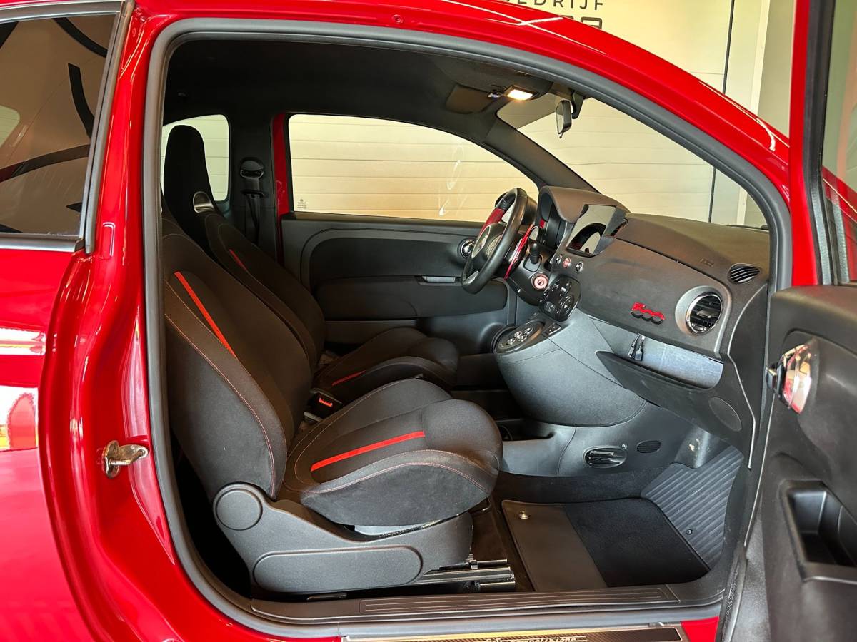 Fiat 500 Fiat 500 1.4 T-Jet ABARTH COMPETIZIONE AUTOMAAT 180pk!|CLIMA AIRCO|BLUETOOTH|ZWARTE LM-VELG|APK+OH-BEURT+nwe D-RIEM BIJ AFLEVERING