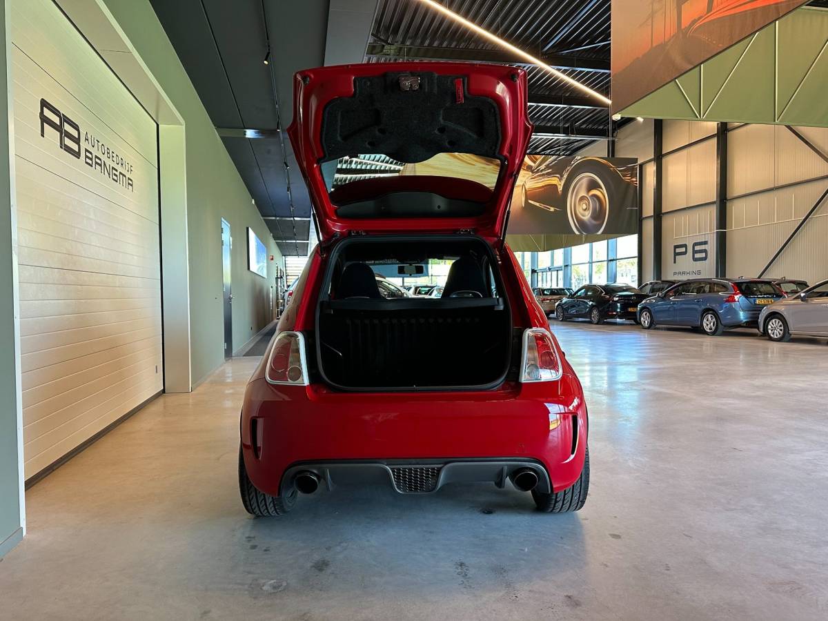 Fiat 500 Fiat 500 1.4 T-Jet ABARTH COMPETIZIONE AUTOMAAT 180pk!|CLIMA AIRCO|BLUETOOTH|ZWARTE LM-VELG|APK+OH-BEURT+nwe D-RIEM BIJ AFLEVERING