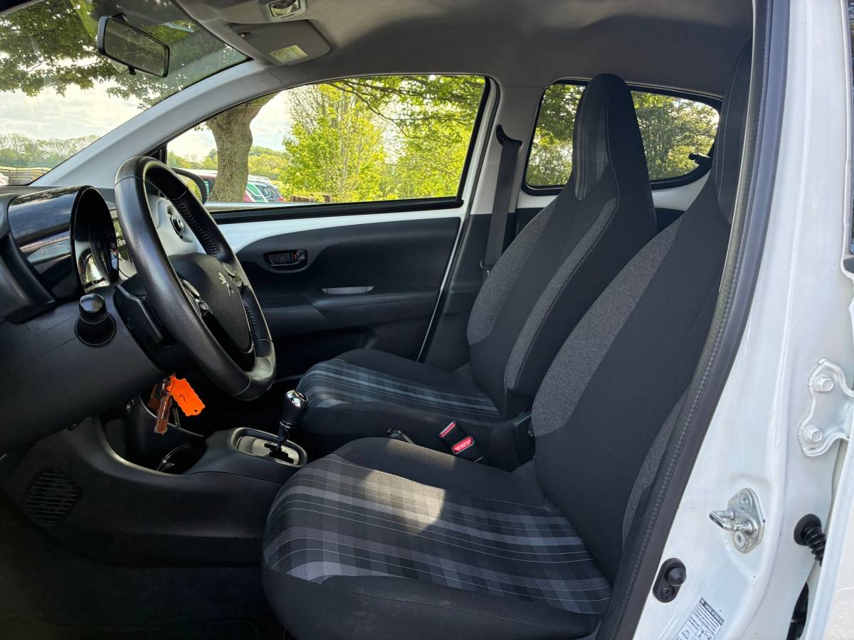 Peugeot 108 Peugeot 108 1.0 e-VTi Active | Automaat + Airco nu €7.975,-!!