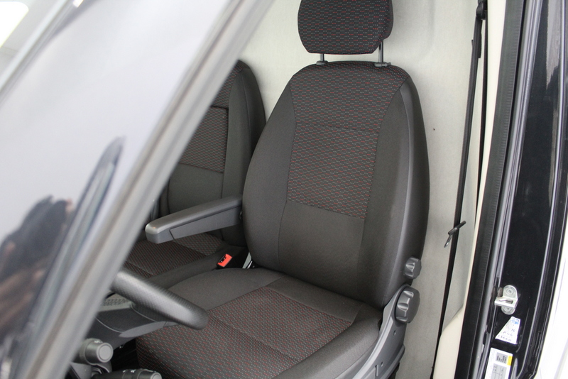 Citroën Jumper Citroën Jumper 35 2.2 BlueHDi 140 L3H2 Control 141PK, RIJKLAAR | CAMERA | TREKHAAK | 3 PERSOONS | CARPLAY