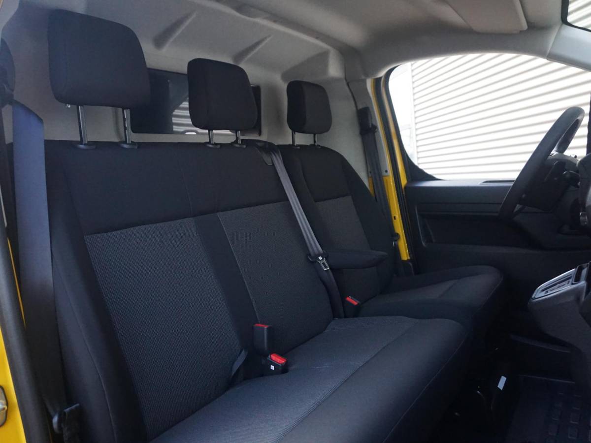 Opel Vivaro-e Opel Vivaro Electric L3 50 kWh | 8 jaar garantie | Apple Carplay | achteruitrijcamera | RAL1032