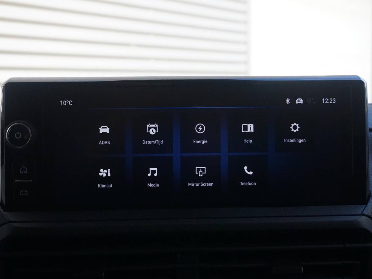 Opel Vivaro-e Opel Vivaro Electric L3 50 kWh | 8 jaar garantie | Apple Carplay | achteruitrijcamera | RAL1032