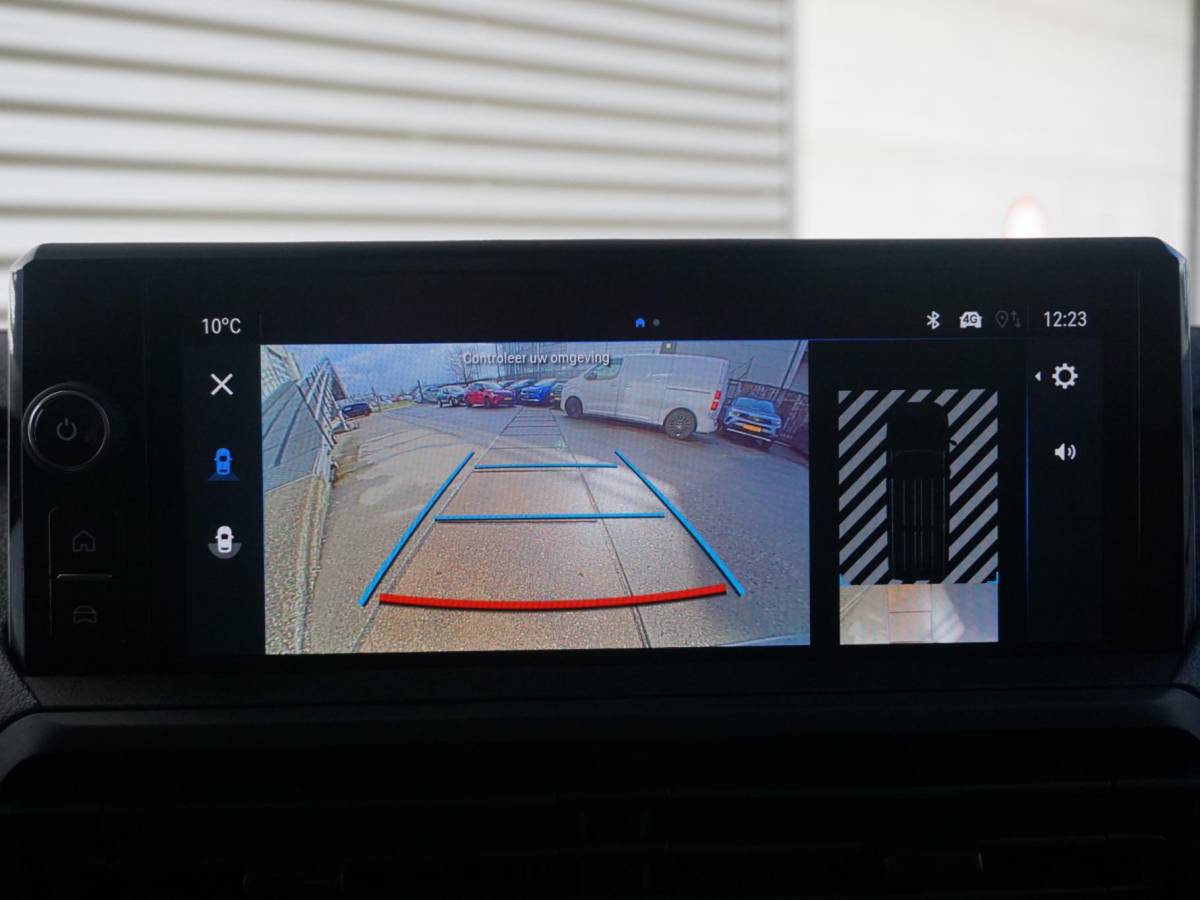 Opel Vivaro-e Opel Vivaro Electric L3 75 kWh | tot 8 jaar garantie | Apple Carplay | achteruitrijcamera | Comfort tussenschot | RAL1032
