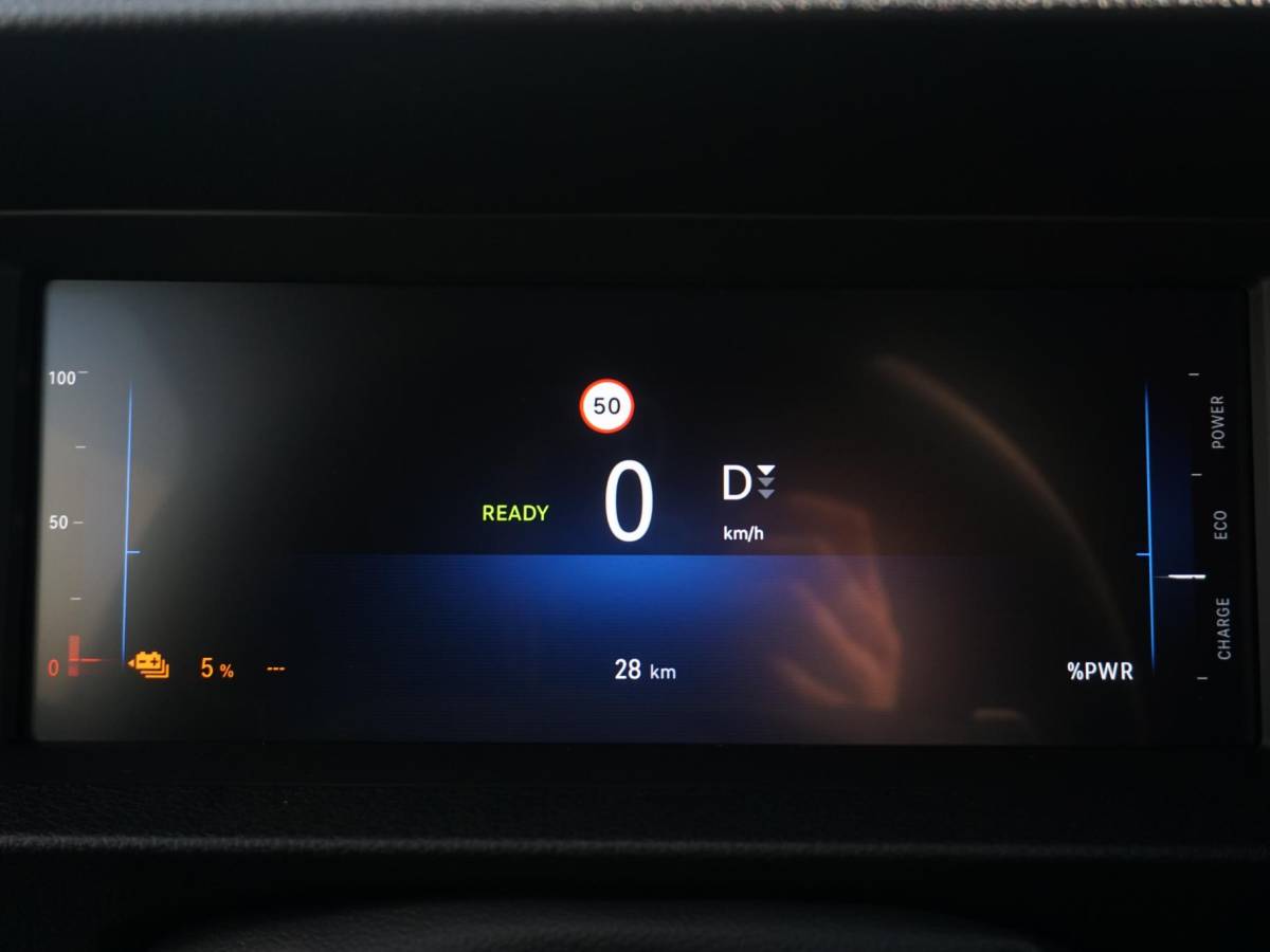 Opel Vivaro-e Opel Vivaro Electric L3 75 kWh | tot 8 jaar garantie | Apple Carplay | achteruitrijcamera | Comfort tussenschot | RAL1032
