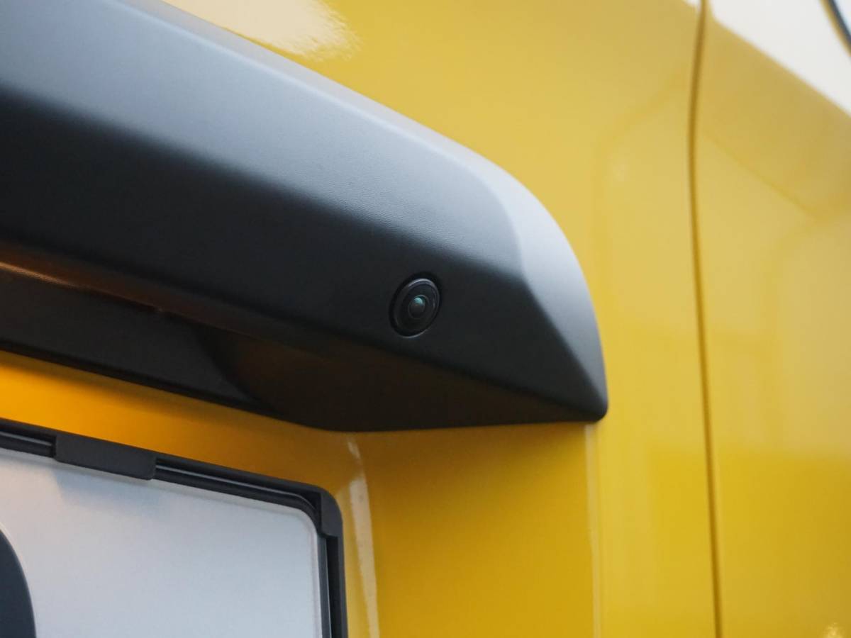 Opel Vivaro-e Opel Vivaro Electric L3 50 kWh | tot 8 jaar garantie | inclusief complete DHL subcontractor inrichting | RAL1032