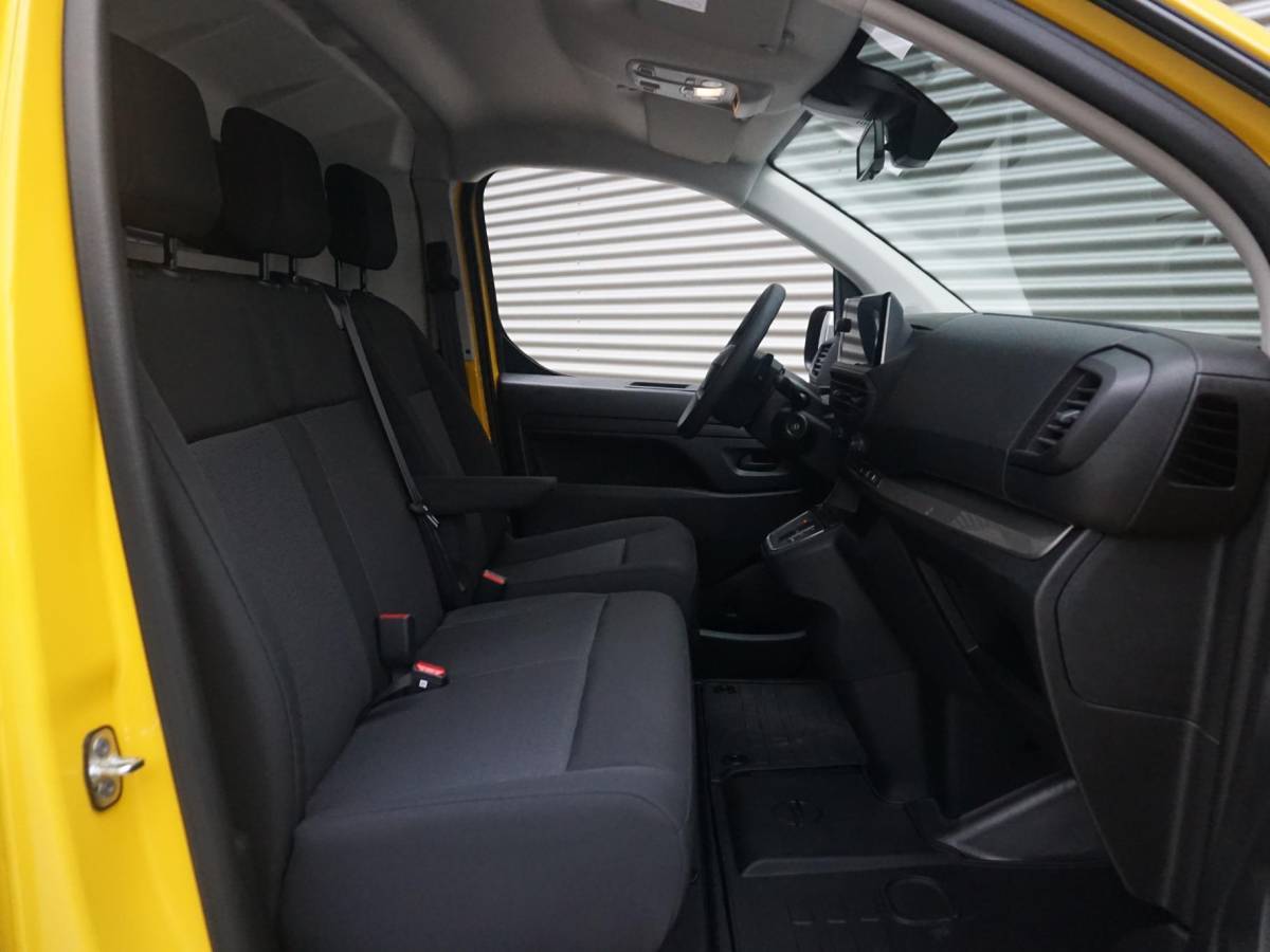 Opel Vivaro-e Opel Vivaro Electric L3 50 kWh | tot 8 jaar garantie | inclusief complete DHL subcontractor inrichting | RAL1032