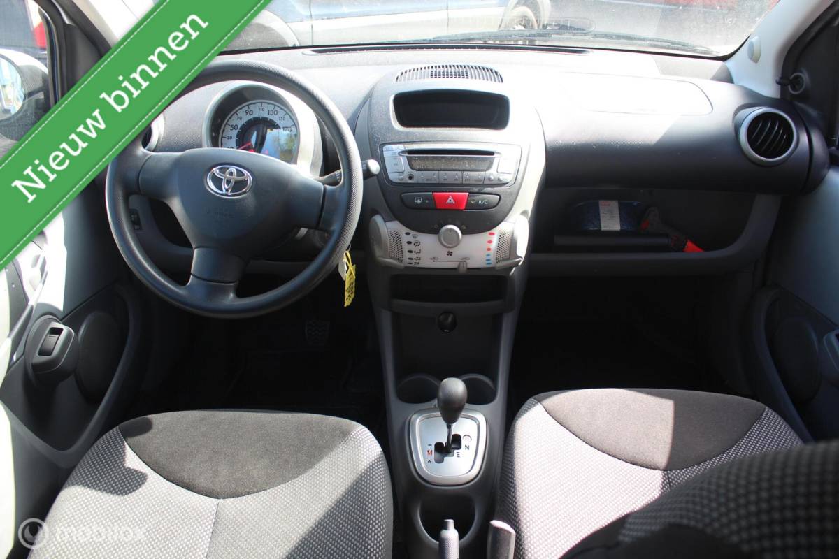Toyota Aygo Toyota Aygo 1.0-12V Aspiration Airco/Elektrische-ramen/NAP