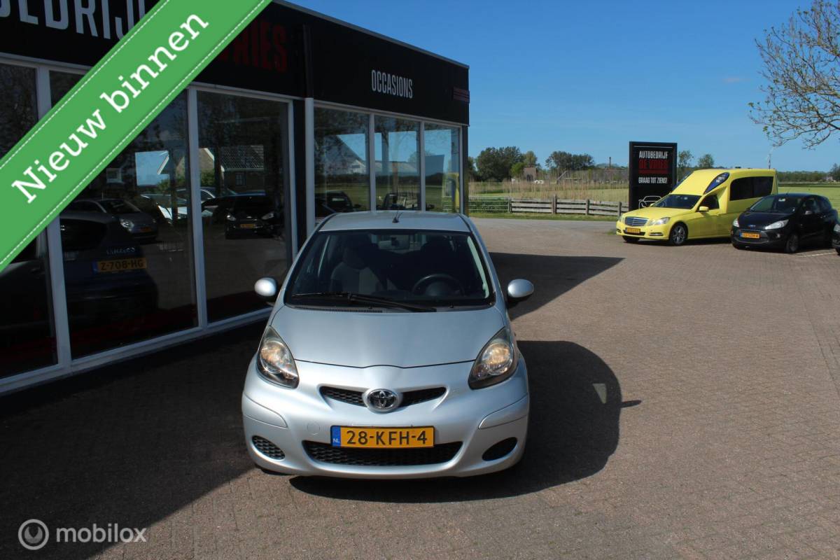 Toyota Aygo Toyota Aygo 1.0-12V Aspiration Airco/Elektrische-ramen/NAP