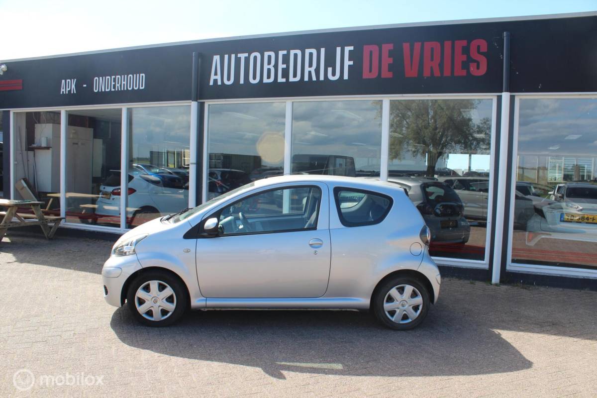 Toyota Aygo Toyota Aygo 1.0-12V Aspiration Airco/Elektrische-ramen/NAP