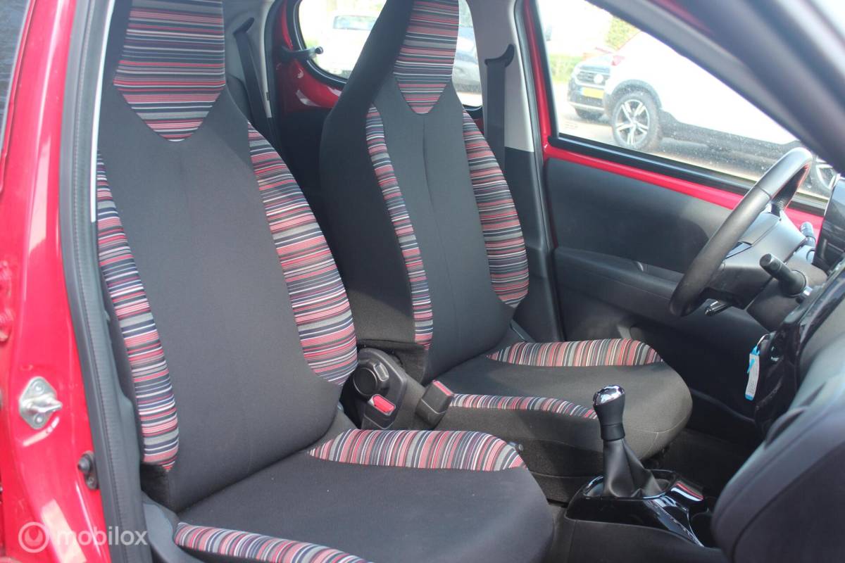 Citroën C1 Citroen C1 1.0 VTi Shine Airco/Leder-stuur/Led/5deurs/NAP